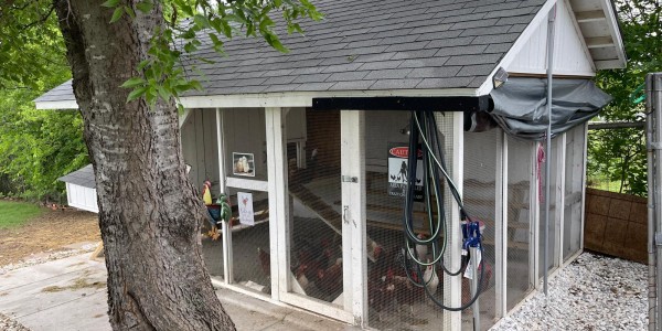 High-End-Chicken-Coup-1